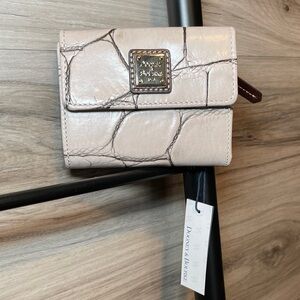 NWT- Dooney & Bourke Denison Leather Small Flap Wallet, Taupe